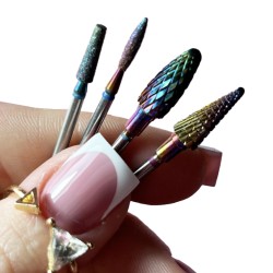 IQ Nails