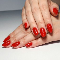 DNKA Lakier Hybrydowy Gel Polish Ultra Red 12ml