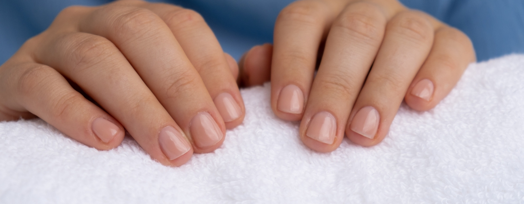 na czym polega laminacja paznokci?