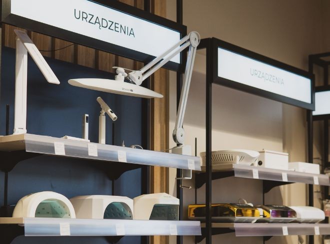 lampy UV i Led do paznokci, pochłaniacze, frezarki. Kupić w Lublinie